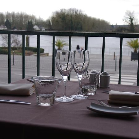 Logis Hotel & Restaurant - Le Normandie Caudebec-en-Caux Exterior foto