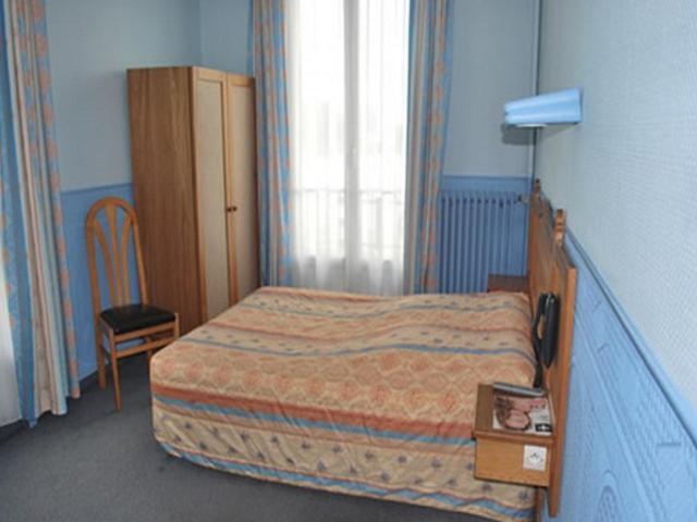 Logis Hotel & Restaurant - Le Normandie Caudebec-en-Caux Quarto foto